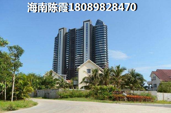 聯(lián)合大廈隨著海南步入自由港時代，海南的產(chǎn)業(yè)結(jié)構(gòu)、人口特征，都可能出現(xiàn)一個本質(zhì)性的變化，特別是個稅優(yōu)惠政策要求納稅人在海南?？诿磕陮嶋H居住183天，這有望給海南引入大量常住人口，這就是房地產(chǎn)的機(jī)會。放眼全球，自由港的流量經(jīng)濟(jì)一般都會帶來高地租現(xiàn)象，所以海南聯(lián)合大廈的不動產(chǎn)價紙是長期看好的。